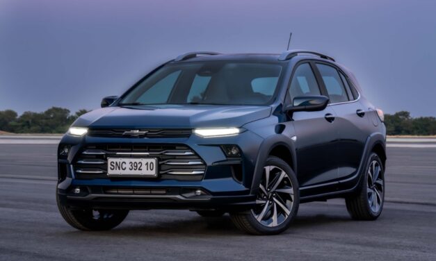 GM comemora venda de 14 mil Sonic na estreia comercial