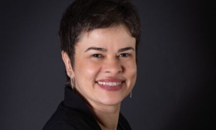 Adriana Girão à frente do Marketing & Comunicação de Marca da Stellantis