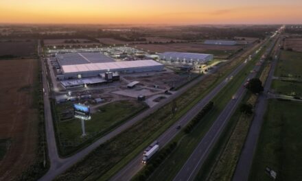 Mercedes-Benz fortalece papel da operação argentina