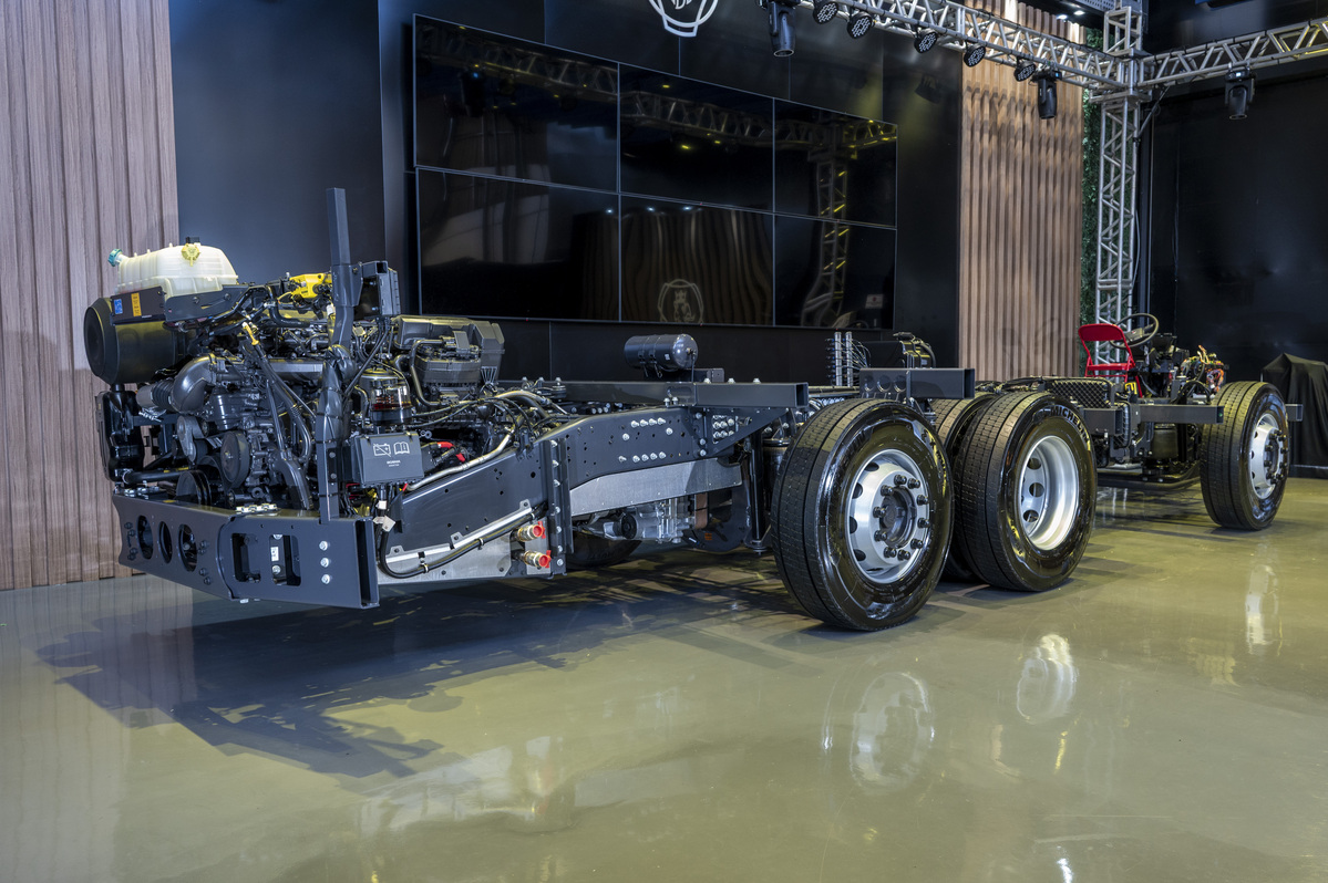 Scania inicia produção da gama de chassi Super no Brasil
