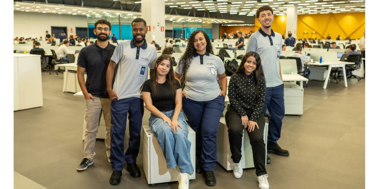 Stellantis abre 166 vagas de estágio em 13 localidades