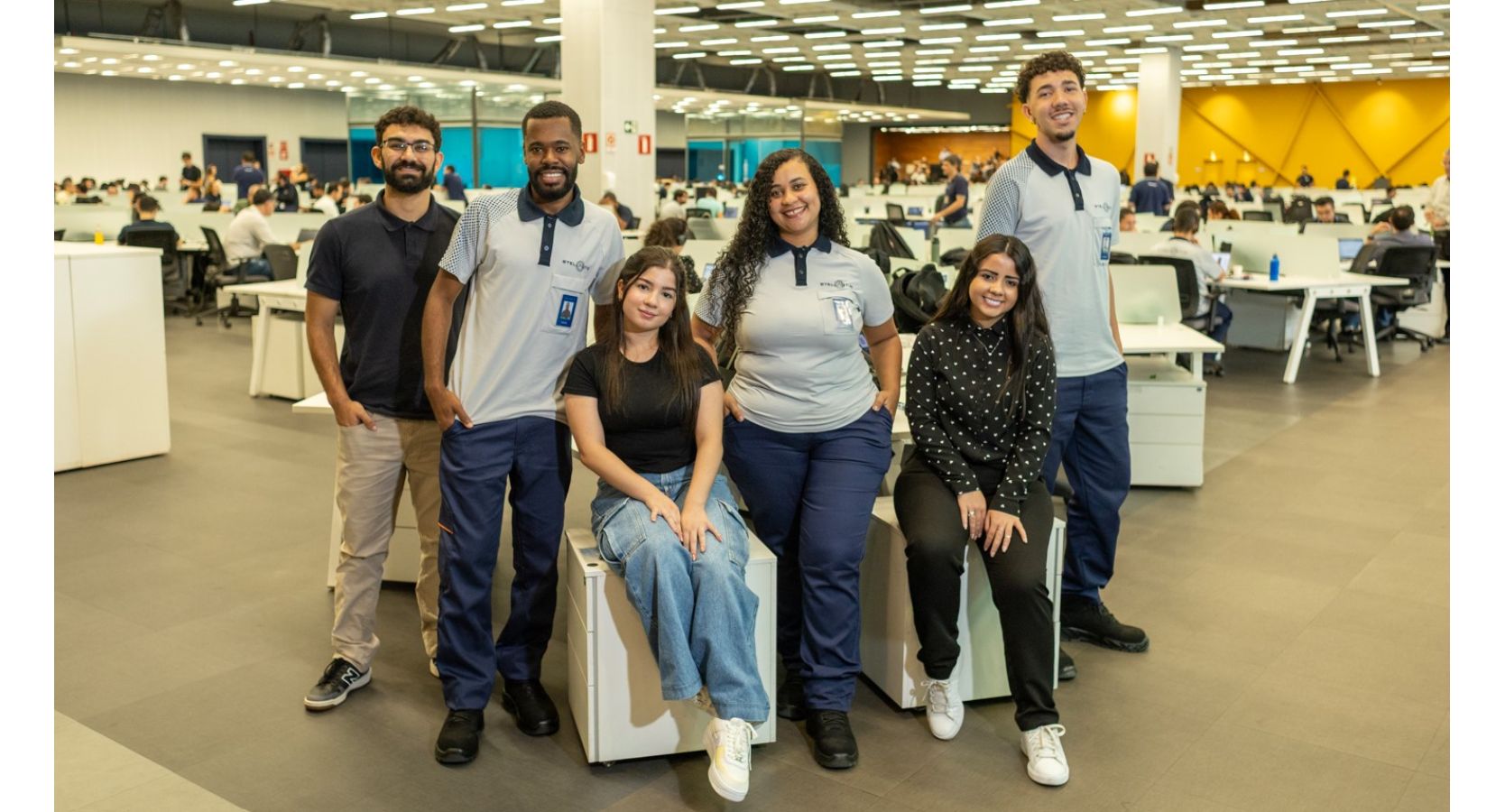 Stellantis abre 166 vagas de estágio em 13 localidades